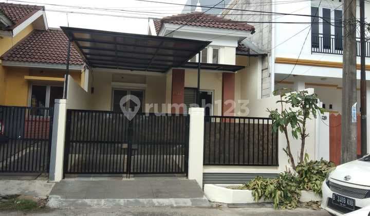 Rumah Siap Huni di Bulevar Hijau Medan Satria, Kota Bekasi