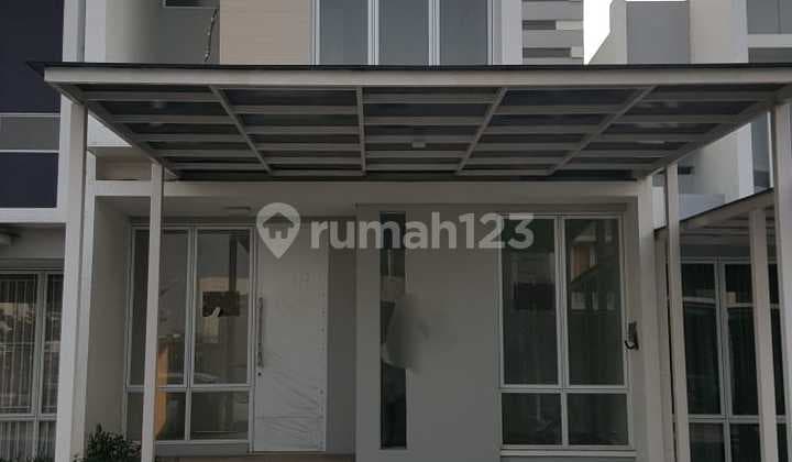2-Story House in Jakarta Garden City Cakung, East Jakarta