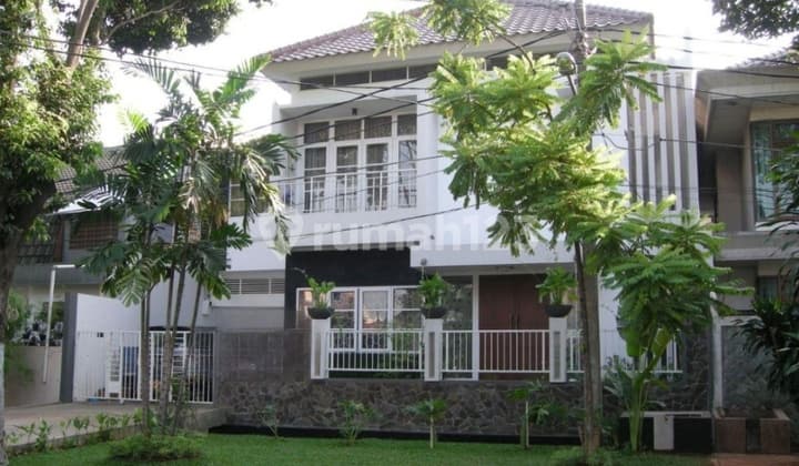 Disewakan Rumah Nyaman & Luas, Cocok untuk Keluarga