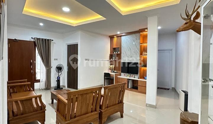 Rumah di Puri Sriwedari Cibubur Kel.harjamukti Kec.cimanggis - Kota Depok