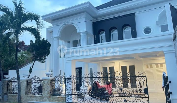 2-Story Ready-to-Occupy American Classic Model House in Cakung, East Jakarta