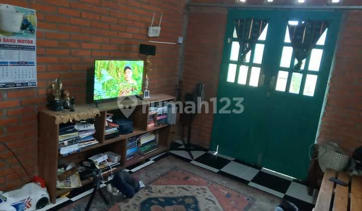 Dijual Rumah Cantik 2 Lantai, Halaman Luas, di Pakem, Sleman, Dekat UII