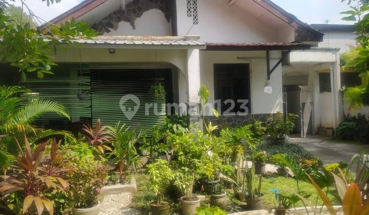 Dijual Rumah Besar Mangku Jalan Utama di Warungboto, Kota Jogja, Dekat Kampus Uad dan Uty
