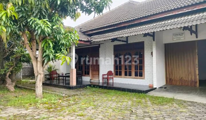 TANAH PEKARANGAN STRATEGIS DEKAT TUGU JOGJA BONUS RUMAH