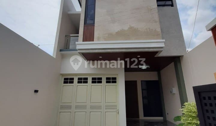 RUMAH FULL FURNISHED KOTEMPORER STRATEGIS DEKAT JANTI JOGJA