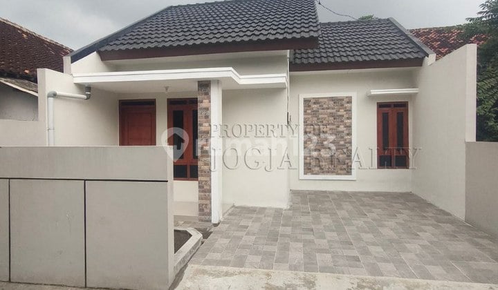 RUMAH BARU SIAP HUNI DEKAT RINGROAD BLOK O JANTI BANTUL JOGJA