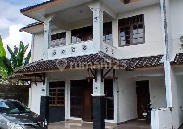 Jual Rumah 2 Lantai Dekat Bandara Bu Banget Harga Nggk Wajar Lho