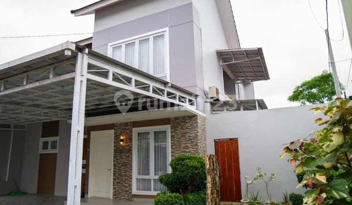 Rumah Mewah Dijogja 2 Lantai Minimalis Furnish Sleman Yogyakarta