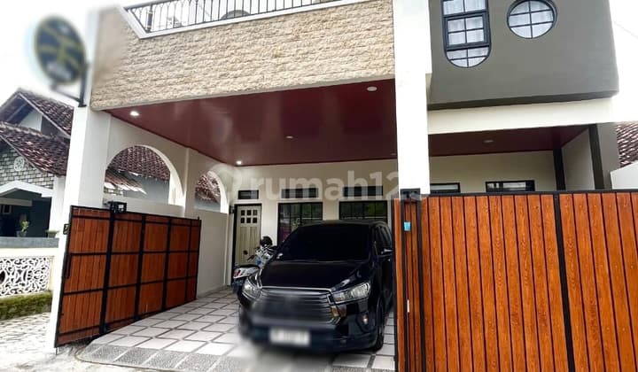 Jual Kost Ekclusive Rumah Induk Furnished & Ruang Usaha Butiknya