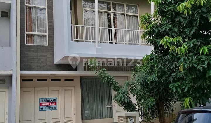 Disewakan Rumah Rapi,Luas View.danau Grisea Springs Gading Serpong Summarecon Serpong SHM
