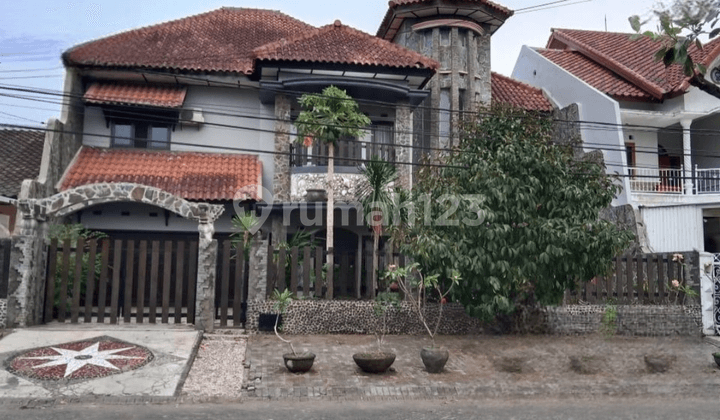 Rumah Jual, Jl. Bundaran Indah PBI Araya
