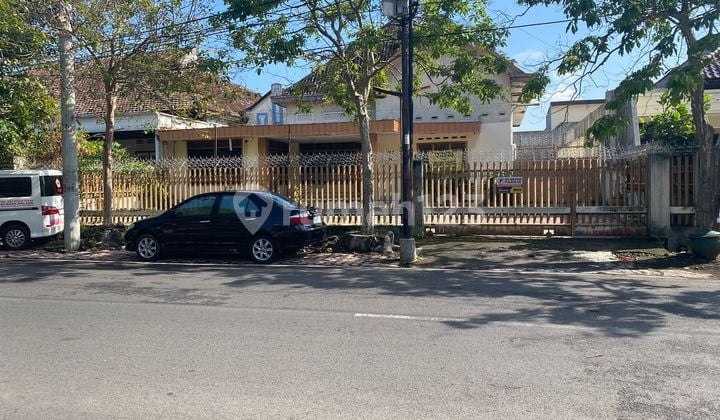 Rumah Jual-Sewa, Jl. Buring (YN)