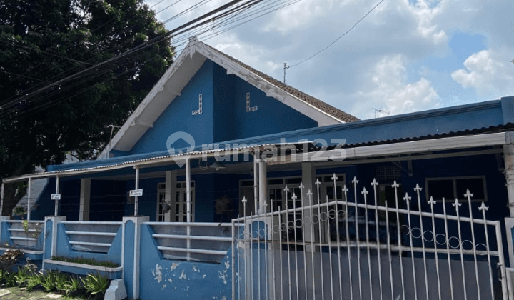 Rukost Jual, Jl. Senggani (DW)