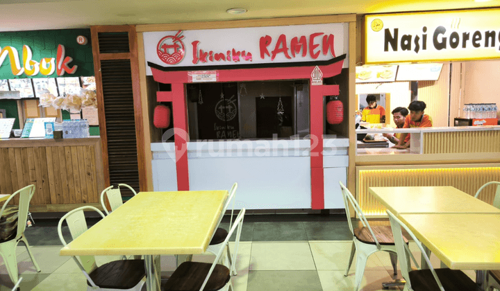Stand Sewa, Jl. Veteran - Mall Matos