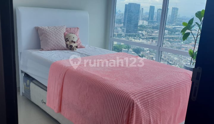 Disewa Apartemen Puri Mansion 2+1Br Siap Huni Tower Crystal