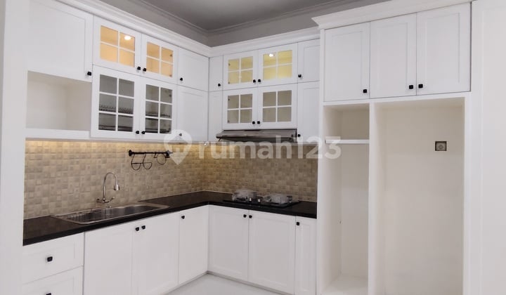 Rumah Bagus di The Icon BSD City Cluster Cosmo, Jl. Eastern Boulevard, Sampora, Cisauk, Tangerang, Banten, Indonesia, 15345, BSD The Icon