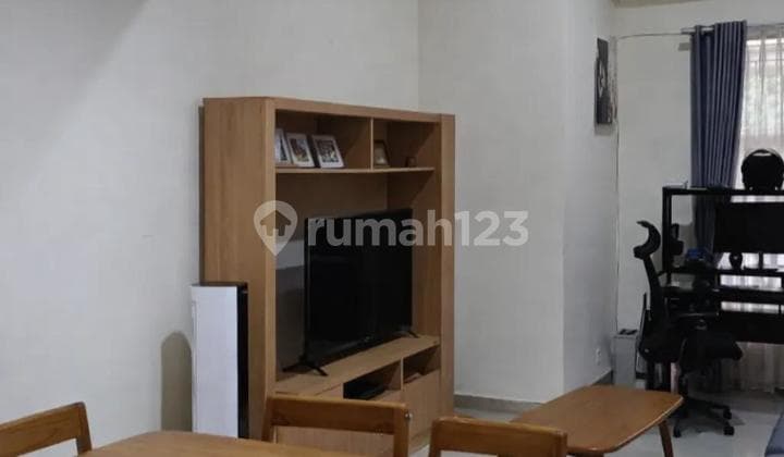 Rumah 1 Lantai di Cisauk Serpong Garden Kitchen Set Rapih