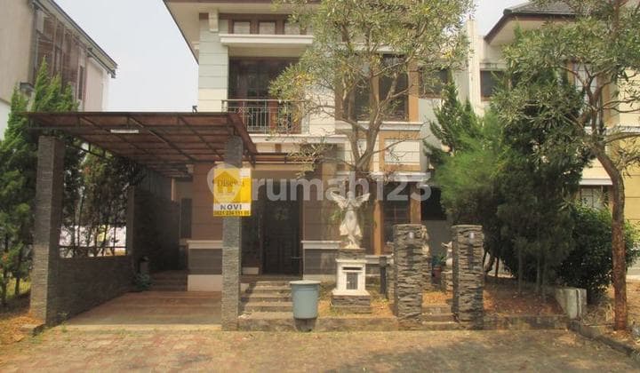 Vermont parfkland rumah sewa strategis Tengah kota siap huni