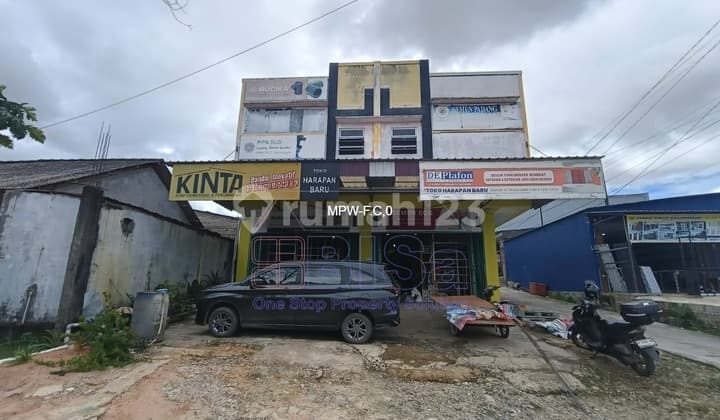 Dijual 1 Unit Ruko 2 Lt Hook di Sungai Lekop Dapur 12 Sagulung Batam Ruko di Dapur12 - Batam, Jl. Dapur Xii, Sungai Pelunggut, Sagulung, Kota Batam, Kepulauan Riau, Indonesia, 29439, Sagulung 80.0 M² Unfurnished HGB