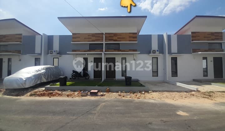 Disewakan Rumah di Central Laguna Hills Tembesi Batam Kepri Rumah Kontrakan HGB di Perumahan Central Laguna Hills, Jl. Raya Trans Balerang, Tembesi, Sagulung, Kota Batam, Kepulauan Riau, Indonesia, 29439, Sagulung Rumah Kontrakan HGB di Perumahan Central