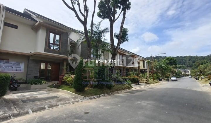 Di Sewaka Rumah 2 Lantai di Perumahan Villa Panbill