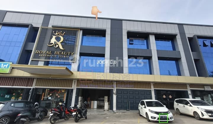 Di Jual Ruko Bagus 3,5 Lantai di Pertokoan Grand Orchid Batam Centre.