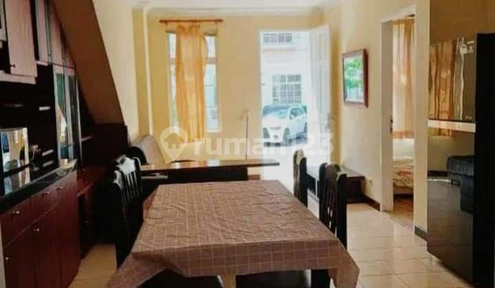 Twon House Full Furnished. Lantai Dasar Di Lippo Karawaci. Tangerang