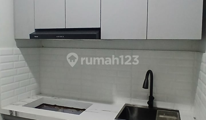 Rumah Mewah Lokasi Strategis di Gentan Solo
