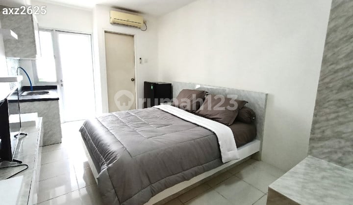 Sewa Studio Furnis Minimalis Bersih Apartemen Educity