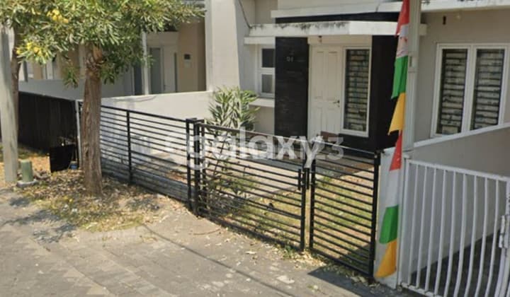 Rumah Barat Surabaya