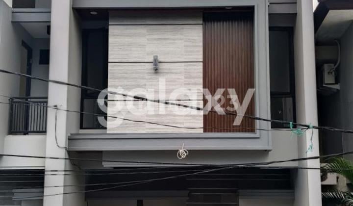 Rumah Gress Jalan Utama Manyar Jaya Rumah Gress Jalan Utama Manyar Jaya