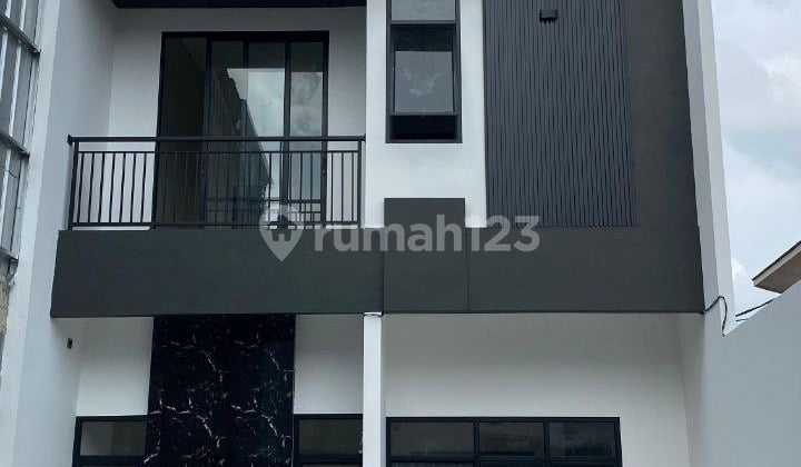 Dijual Rumah Baru 2 Lantai Mewah Murah Strategis Bebas Banjir bisa KPR (Ak) Kota Bekasi