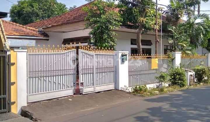Ruman Di Pulomas Jakarta Timur