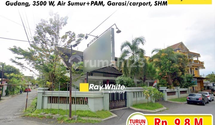 Dijual Rumah Mewah Tanah Luas Siap Huni Di Laweyan Dekat Mall