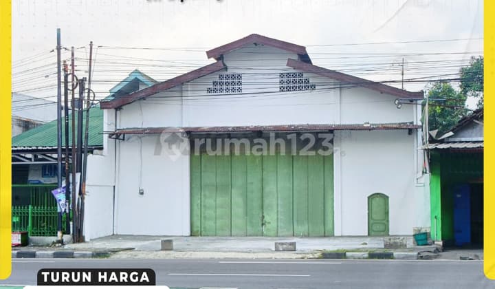 Gudang Siap Pakai di Kartasura Akses Pinggir Jalan Raya Dekat Tol