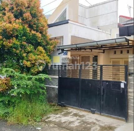 Rumah 2 Lantai Kawasan Baturan