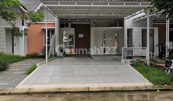 Cuma 8 Menit ke Summarecon Crown Gading! Jual Cepat Rumah Siap Huni Jual Bu