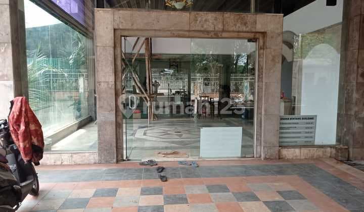 For Sale Office Building in Daan Mogot, Roadside. Main Certificate 705.0 m²