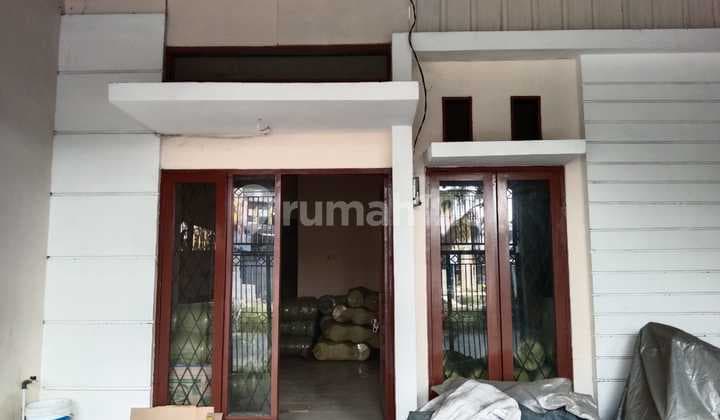 Dijual Rumah Gudang Villa Grand Tomang