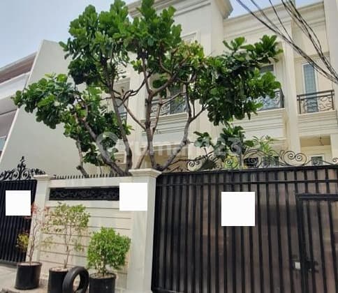 For Sale Luxury House with Swimming Pool Kebon Kacang Central Jakarta