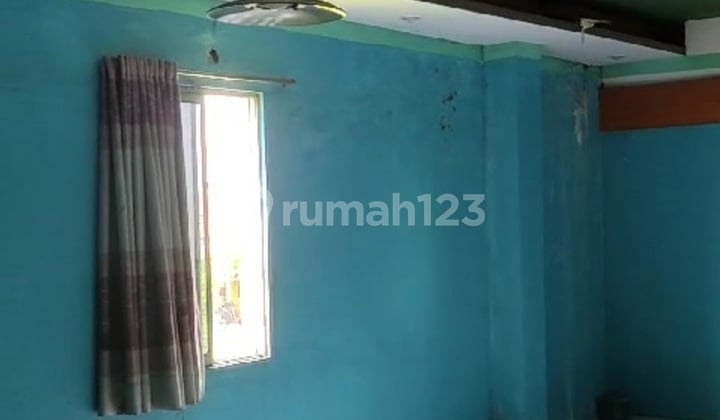 Dijual Ruko Kost-Kostan Jl. Husein Sastra Negara 23 Jurumudi Tangerang