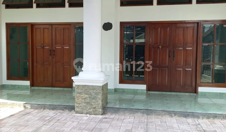 Disewakan Rumah Space Ruangan Bagian Bawah Cendrawasih Cengkareng Jakata Barat