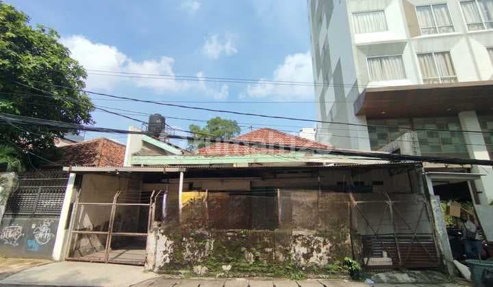 For Sale House on Jl. Kebon Kacang, Tanah Abang Sub-district, Central Jakarta