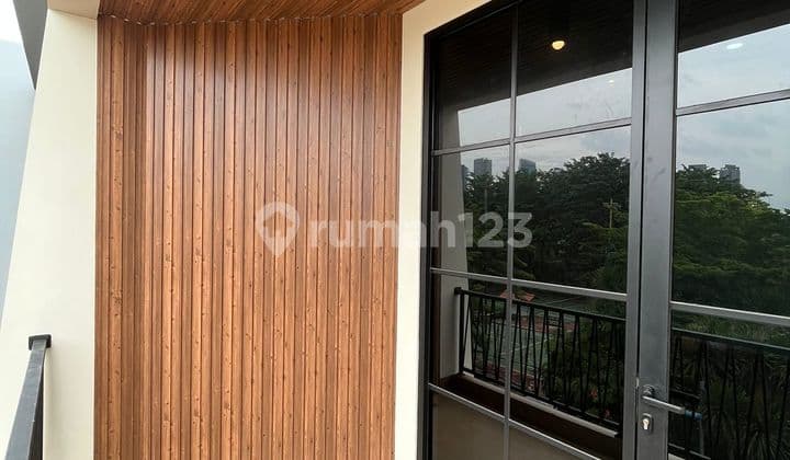 Dijual Rumah Baru Tomang Jakarta Barat
