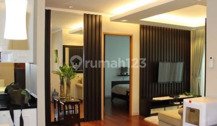 Sewa Apartemen Hamptons Park - 2+1 Bedrooms Fully Furnished