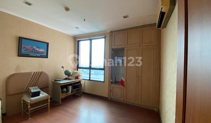 Disewakan Apartemen Red Top Type 3+1 Bedroom Full Furnished