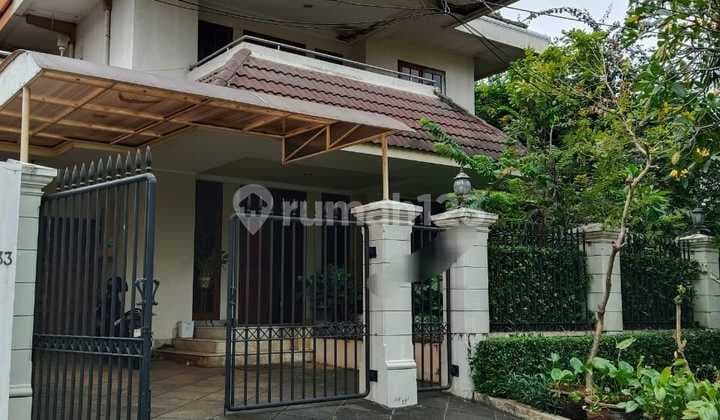 For Sale Cheap House in Pondok Indah South Jakarta, South Facing, Duta Area Location, Quiet Location and Wide Road.