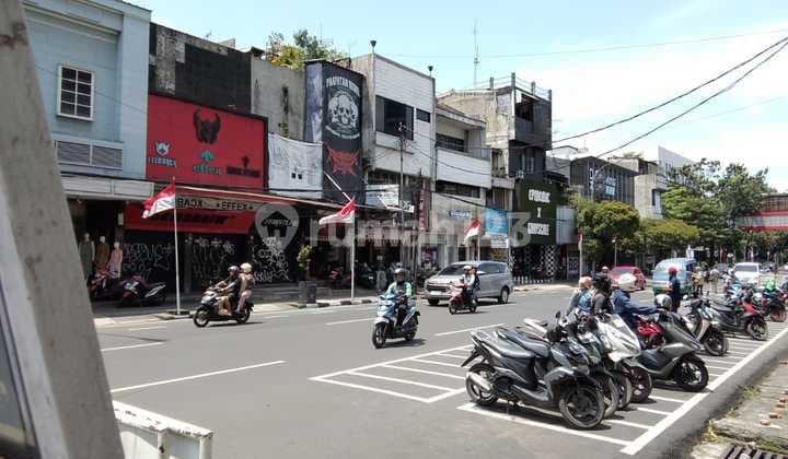 Toko 3.5 Lantai di Pusat Kota Bandung Dekat Yogya Kapatihan