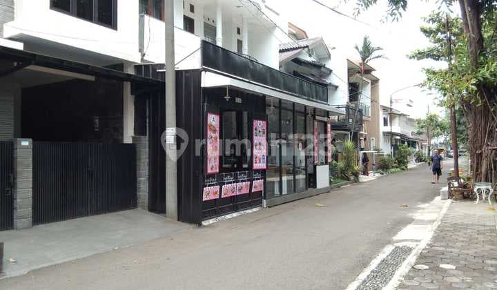 Rumah Tinggal dan Tempat Usaha Coffee Shop di Margahayu Raya