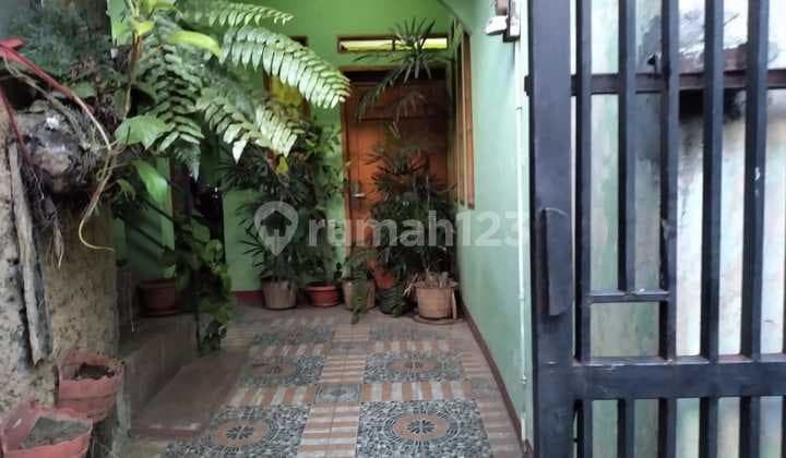 Investasi Kos-Kosan 8 Kamar di Ujung Berung